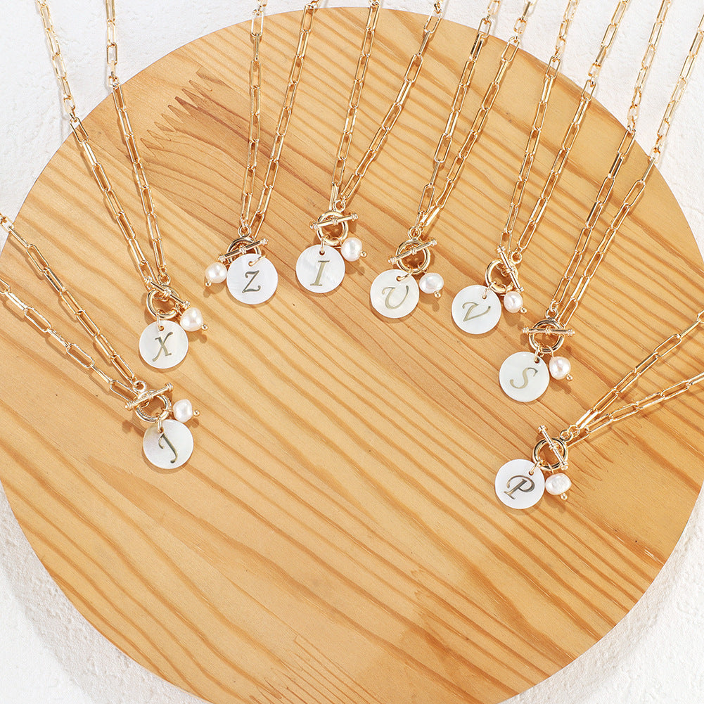 Toggle Clasp Capital Letter Initial Necklaces A-Z Alphabet Sea Shell Round Pendants Necklace Gold Thick Chain OT Buckle Collar