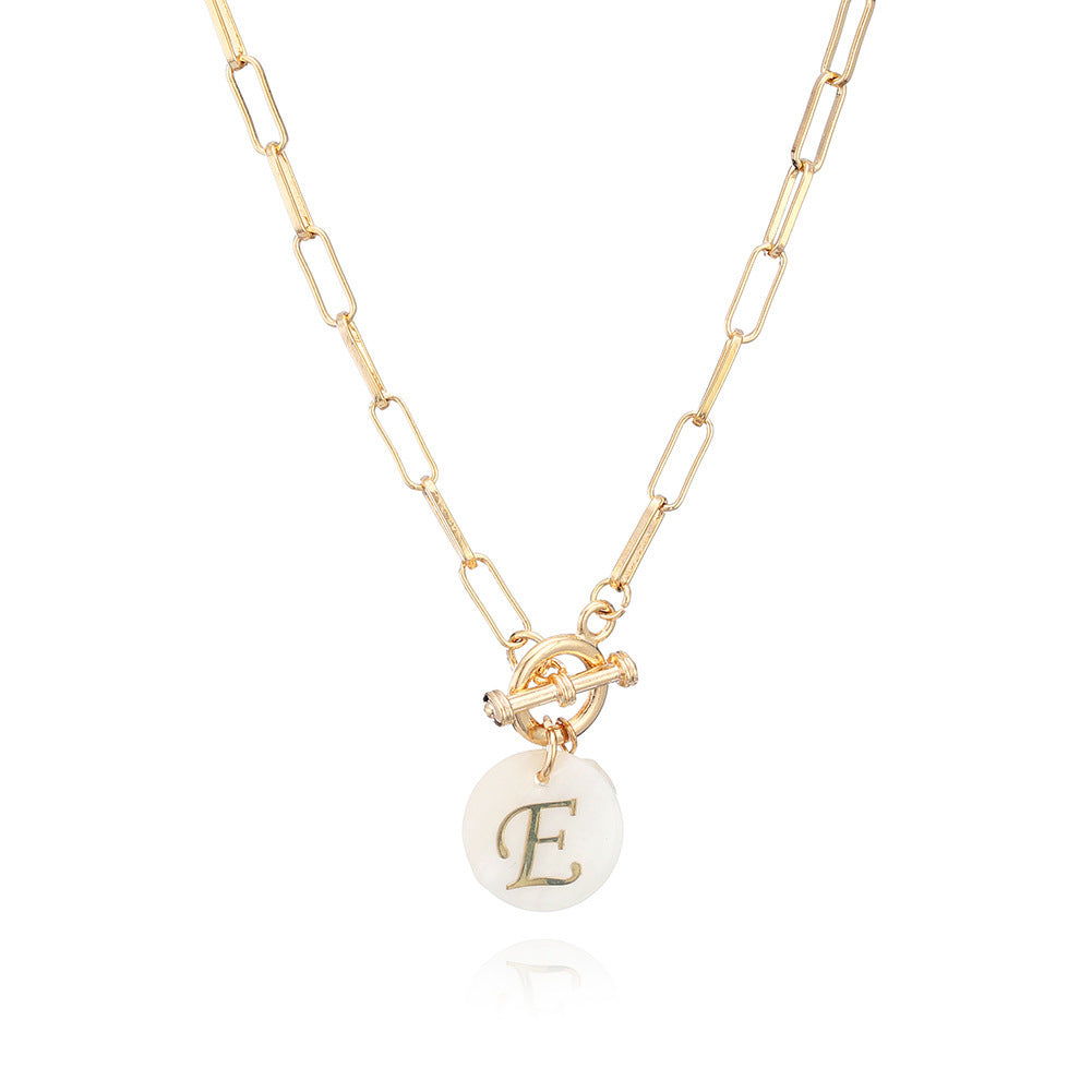 Toggle Clasp Capital Letter Initial Necklaces A-Z Alphabet Sea Shell Round Pendants Necklace Gold Thick Chain OT Buckle Collar