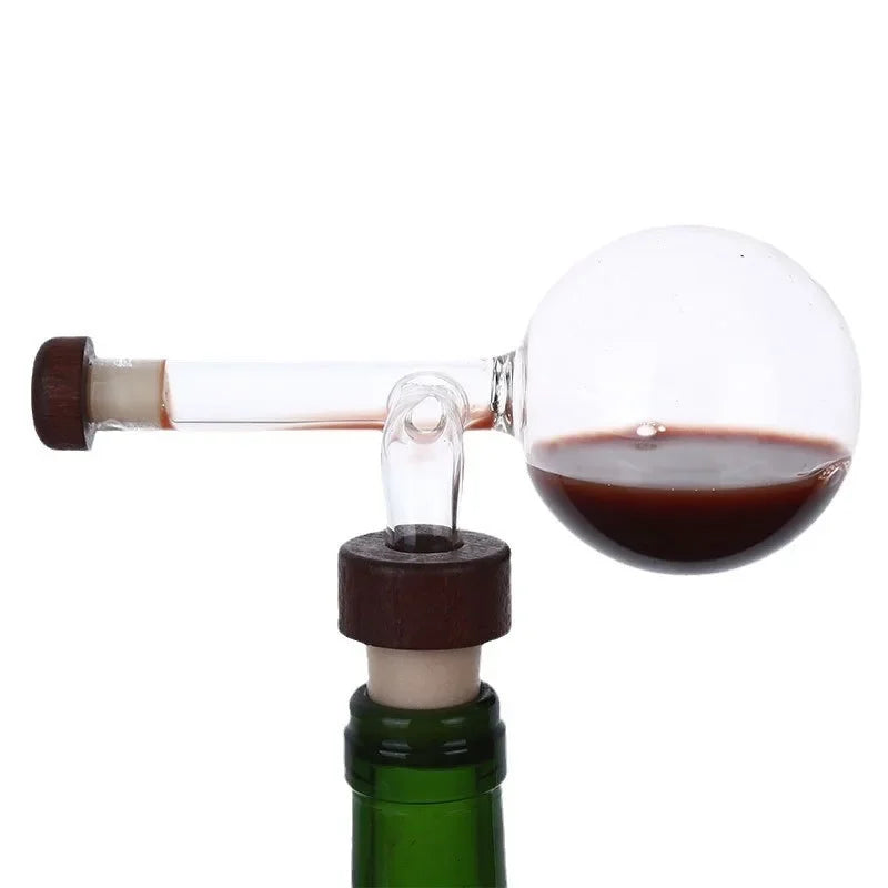 Portable Red Wine Aerator Round/Peach Shaped Transparent Red Wine Bottle Pourer and Quick Decanter Spout Glass Sobering Device