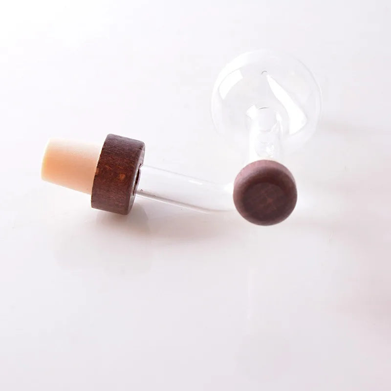Round/Peach Shaped Red Wine Aerator Transparent Red Wine Bottle Portable Pourer and Quick Decanter Spout Glass Sobering Device